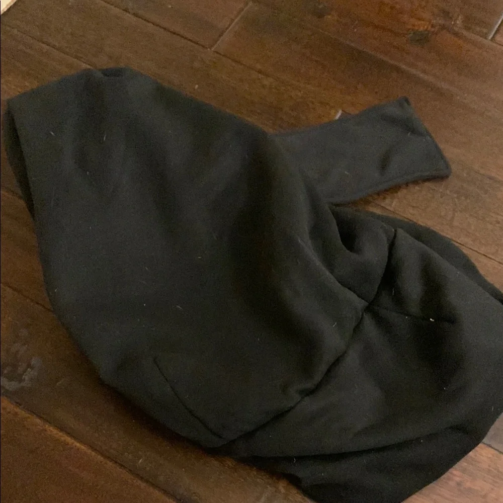Tomkas Black Dog Sling with Checkered Lining